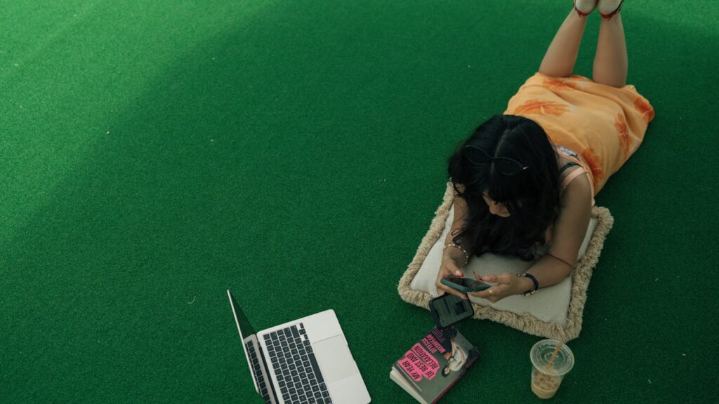 14 Best Platforms to Play KPop Trivia or Quiz Online
